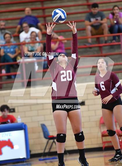 Thumbnail 1 in St. Anthony @ Jefferson photogallery.