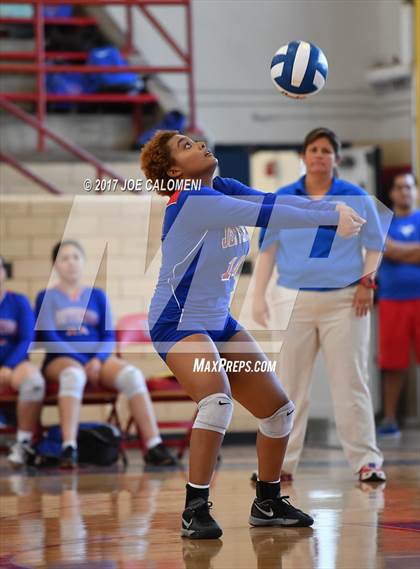 Thumbnail 1 in St. Anthony @ Jefferson photogallery.