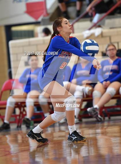 Thumbnail 3 in St. Anthony @ Jefferson photogallery.