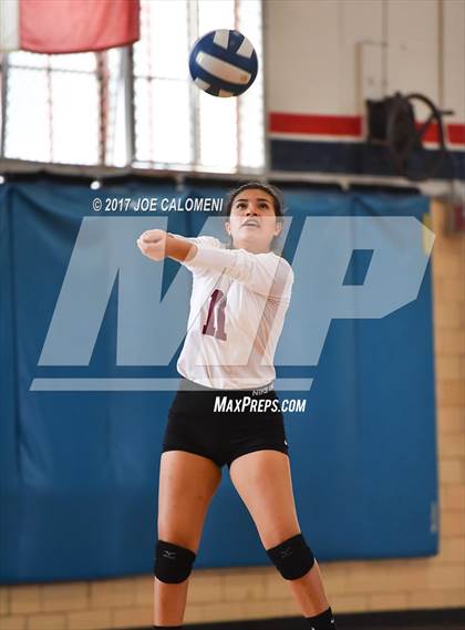 Thumbnail 3 in St. Anthony @ Jefferson photogallery.