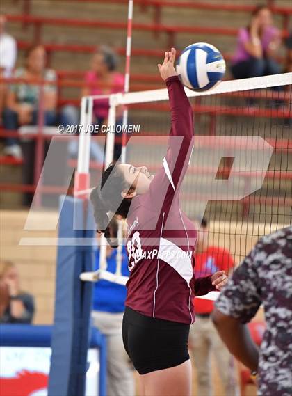 Thumbnail 1 in St. Anthony @ Jefferson photogallery.