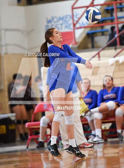 Thumbnail 2 in St. Anthony @ Jefferson photogallery.