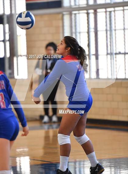 Thumbnail 1 in St. Anthony @ Jefferson photogallery.