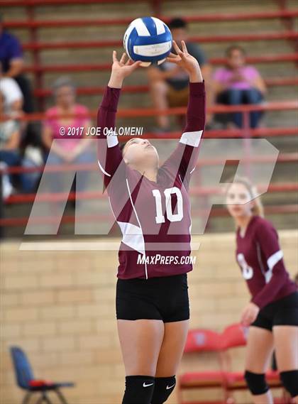 Thumbnail 1 in St. Anthony @ Jefferson photogallery.
