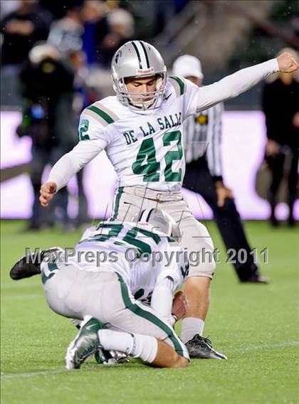 Thumbnail 1 in De La Salle vs. Westlake (CIF State Open Division Final) photogallery.