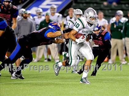 Thumbnail 1 in De La Salle vs. Westlake (CIF State Open Division Final) photogallery.