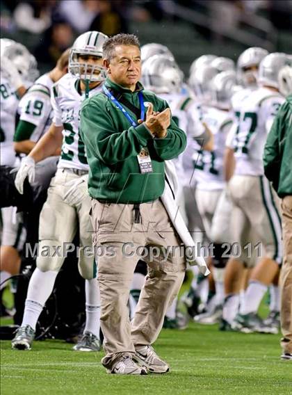 Thumbnail 1 in De La Salle vs. Westlake (CIF State Open Division Final) photogallery.
