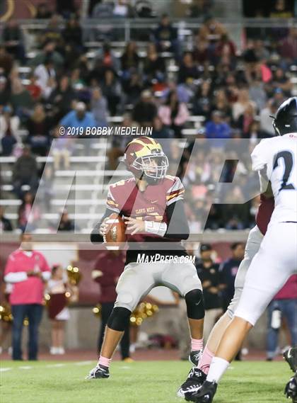 Thumbnail 1 in Clovis West vs. Clovis North photogallery.