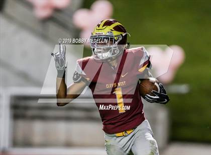 Thumbnail 3 in Clovis West vs. Clovis North photogallery.