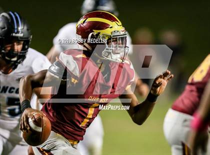 Thumbnail 3 in Clovis West vs. Clovis North photogallery.