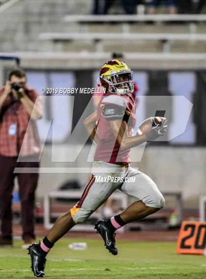 Thumbnail 2 in Clovis West vs. Clovis North photogallery.