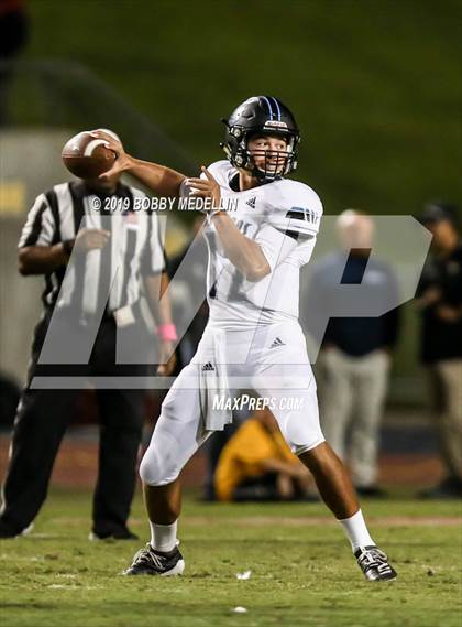 Thumbnail 2 in Clovis West vs. Clovis North photogallery.