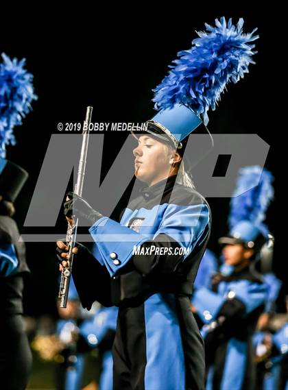 Thumbnail 2 in Clovis West vs. Clovis North photogallery.