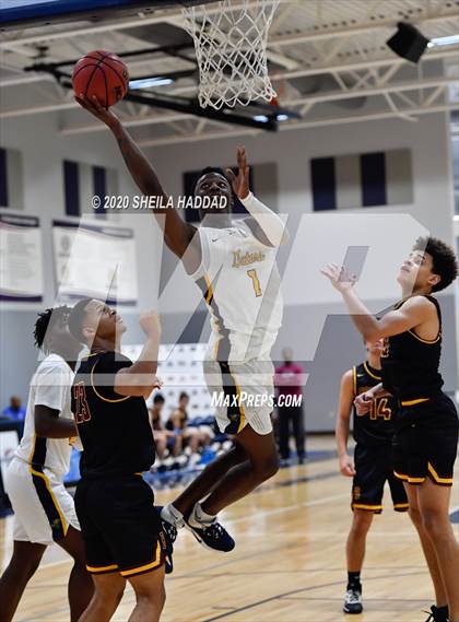 Thumbnail 2 in Bayshore Christian vs Land O' Lakes (Prep Hoops Sunbash) photogallery.