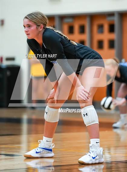 Thumbnail 3 in Hamilton Southeastern @ Avon photogallery.