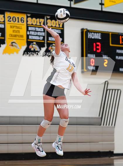 Thumbnail 3 in Hamilton Southeastern @ Avon photogallery.