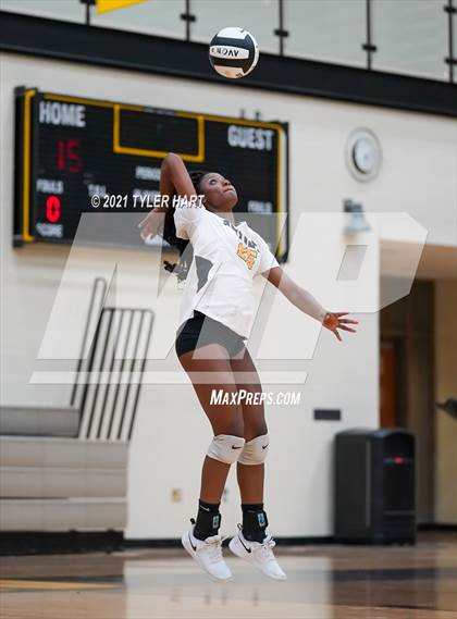 Thumbnail 1 in Hamilton Southeastern @ Avon photogallery.