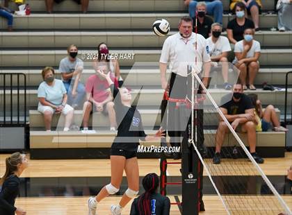 Thumbnail 3 in Hamilton Southeastern @ Avon photogallery.