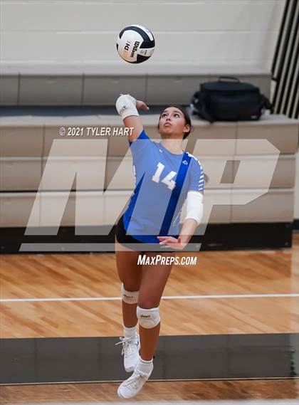 Thumbnail 2 in Hamilton Southeastern @ Avon photogallery.
