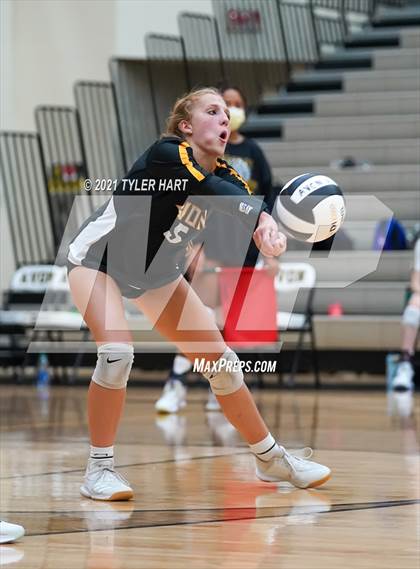 Thumbnail 1 in Hamilton Southeastern @ Avon photogallery.
