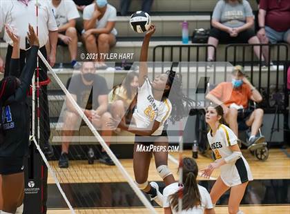 Thumbnail 1 in Hamilton Southeastern @ Avon photogallery.