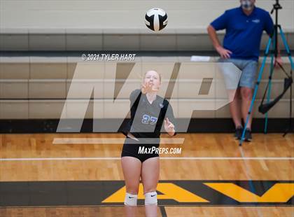 Thumbnail 1 in Hamilton Southeastern @ Avon photogallery.