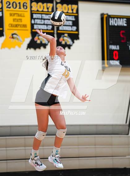 Thumbnail 2 in Hamilton Southeastern @ Avon photogallery.