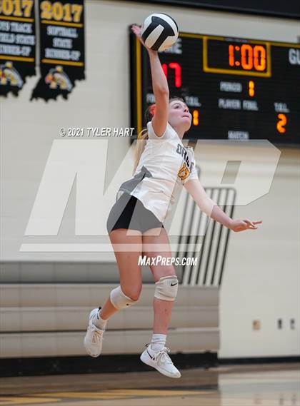 Thumbnail 2 in Hamilton Southeastern @ Avon photogallery.