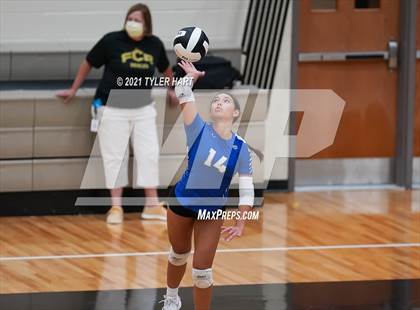 Thumbnail 3 in Hamilton Southeastern @ Avon photogallery.