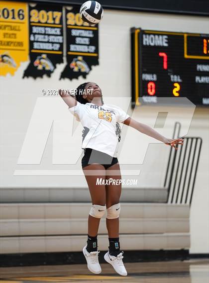 Thumbnail 2 in Hamilton Southeastern @ Avon photogallery.