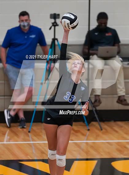 Thumbnail 1 in Hamilton Southeastern @ Avon photogallery.