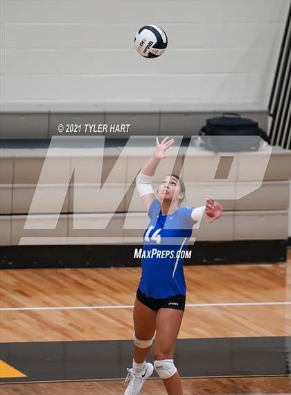 Thumbnail 1 in Hamilton Southeastern @ Avon photogallery.
