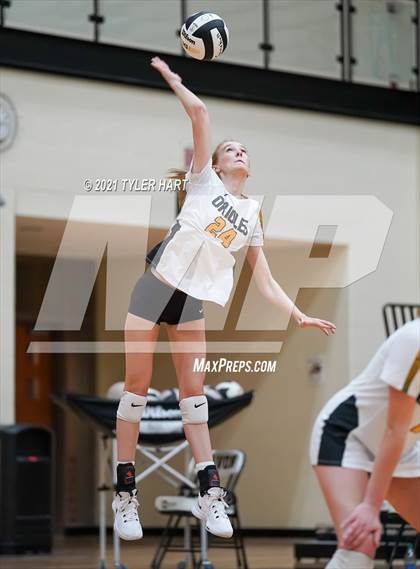 Thumbnail 2 in Hamilton Southeastern @ Avon photogallery.