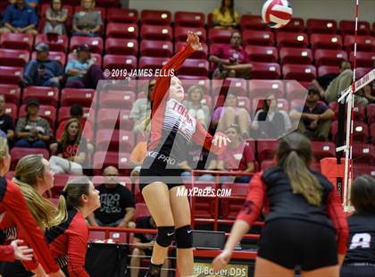 Thumbnail 1 in Lorena vs. China Spring photogallery.