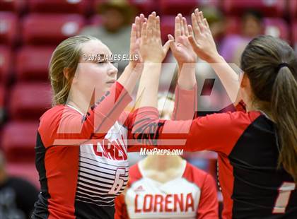 Thumbnail 2 in Lorena vs. China Spring photogallery.
