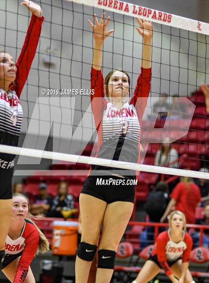 Thumbnail 3 in Lorena vs. China Spring photogallery.