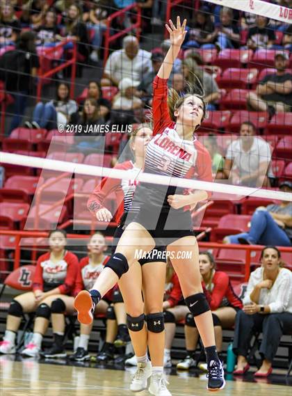 Thumbnail 2 in Lorena vs. China Spring photogallery.