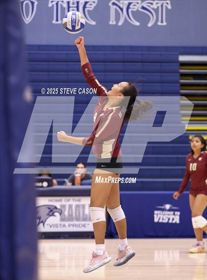 Thumbnail 2 in Whitney @ Vista del Lago photogallery.