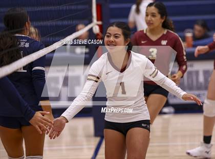 Thumbnail 2 in Whitney @ Vista del Lago photogallery.