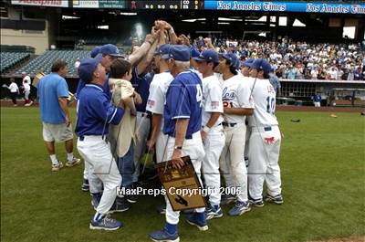 Thumbnail 3 in Charter Oak vs. El Segundo (D4 Sec. Final) photogallery.