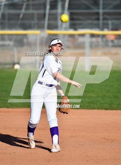 Thumbnail 3 in Arizona College Prep vs Coolidge photogallery.