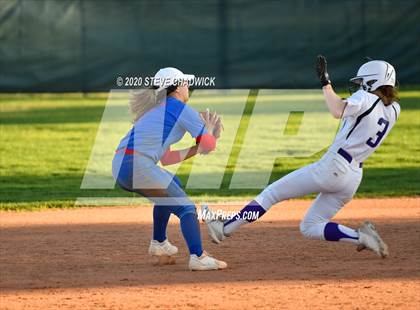 Thumbnail 2 in Arizona College Prep vs Coolidge photogallery.