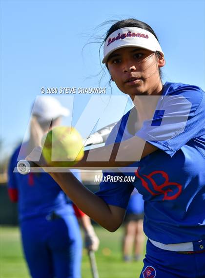 Thumbnail 1 in Arizona College Prep vs Coolidge photogallery.