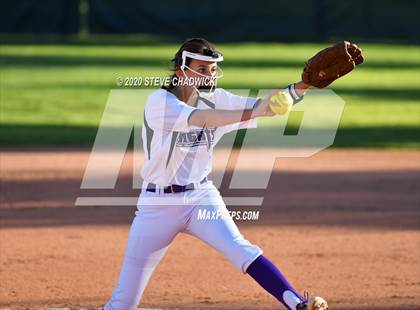 Thumbnail 2 in Arizona College Prep vs Coolidge photogallery.