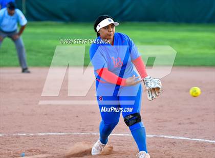 Thumbnail 3 in Arizona College Prep vs Coolidge photogallery.