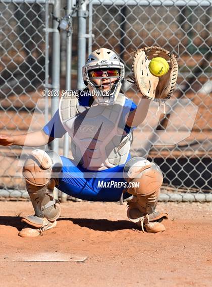 Thumbnail 2 in Arizona College Prep vs Coolidge photogallery.