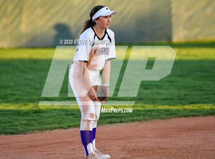 Thumbnail 2 in Arizona College Prep vs Coolidge photogallery.