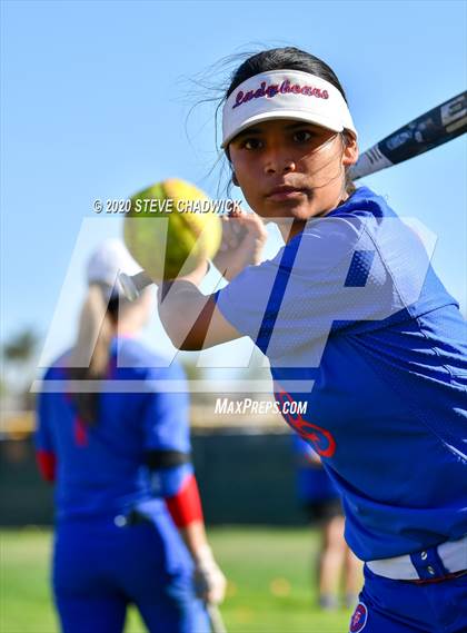 Thumbnail 3 in Arizona College Prep vs Coolidge photogallery.
