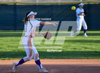 Thumbnail 3 in Arizona College Prep vs Coolidge photogallery.