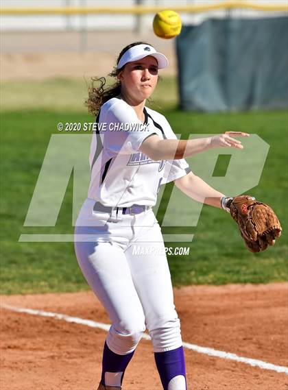 Thumbnail 3 in Arizona College Prep vs Coolidge photogallery.